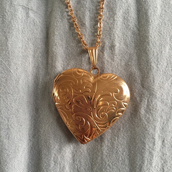 Rose Gold Locket - Picture 1 of 3